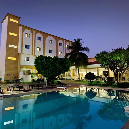 Dunia Hotel Bamako Centre Екстериор снимка