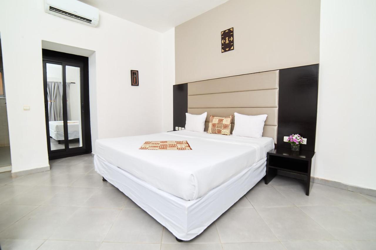 Dunia Hotel Bamako Centre Екстериор снимка