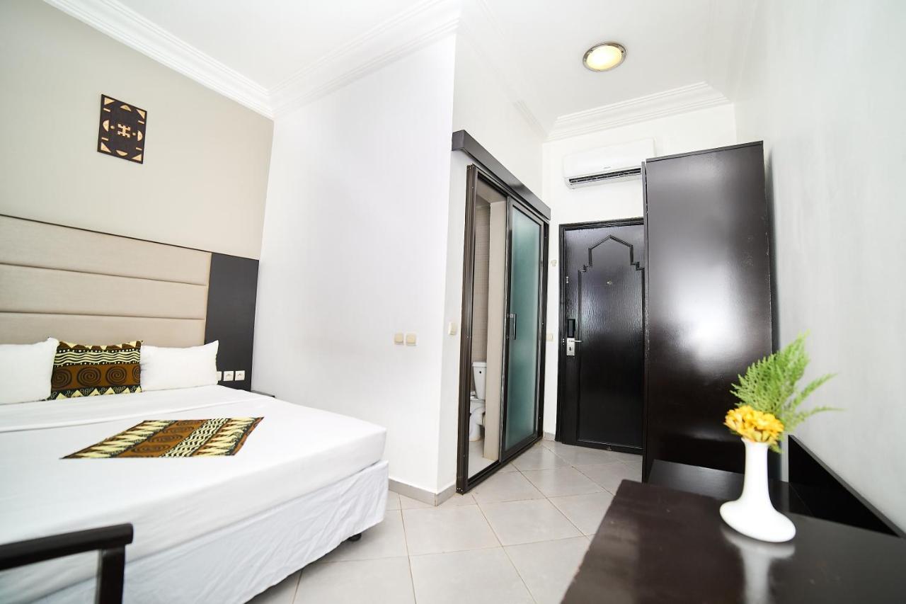 Dunia Hotel Bamako Centre Екстериор снимка