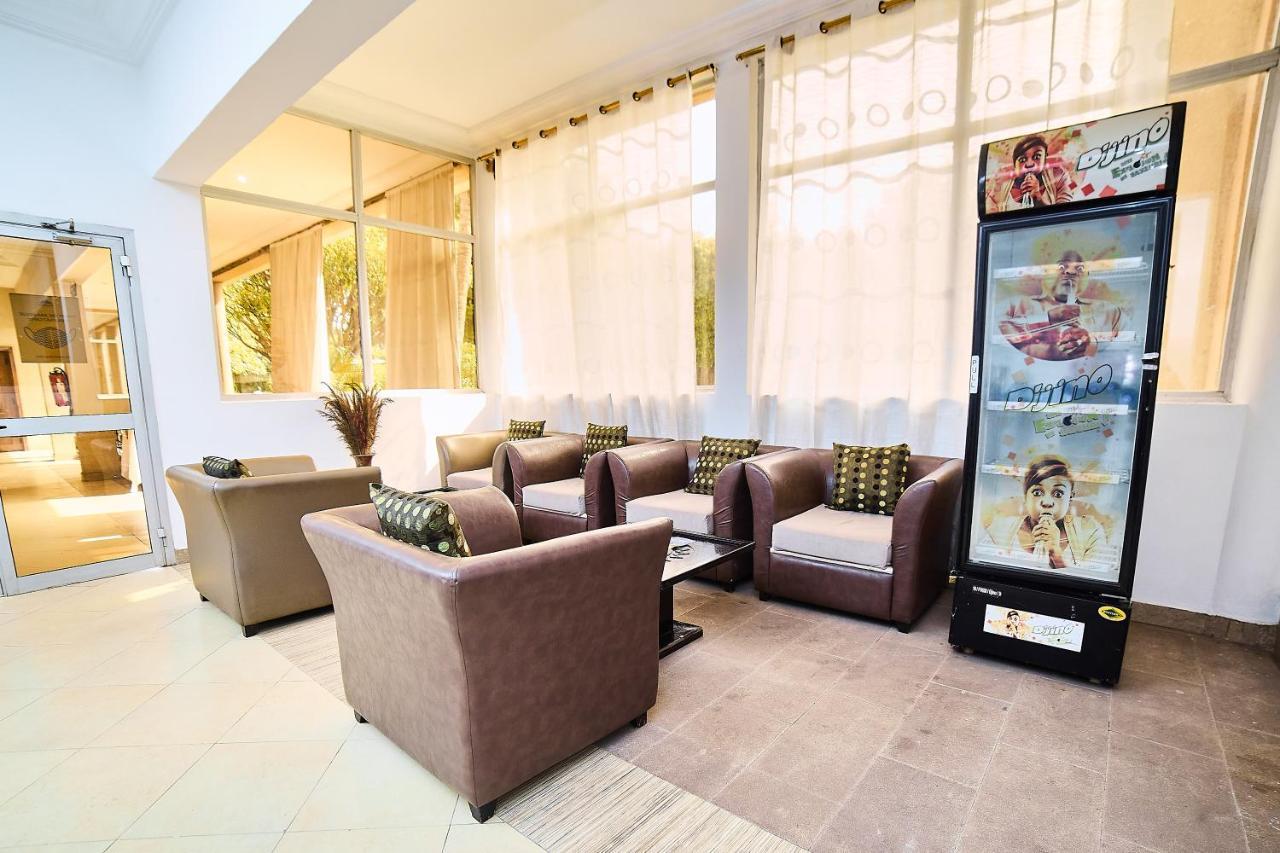 Dunia Hotel Bamako Centre Екстериор снимка
